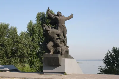 Памятник Т. Г. Шевченко: Днепр, Монастырский остров - отзывы, адреса и  телефоны