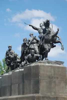Памятник жертвам политических репрессий | Другой город - интернет-журнал о  Самаре и Самарской области