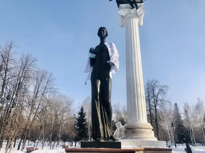 Самый маленький в мире памятник обнаружили в Томске - Российская газета