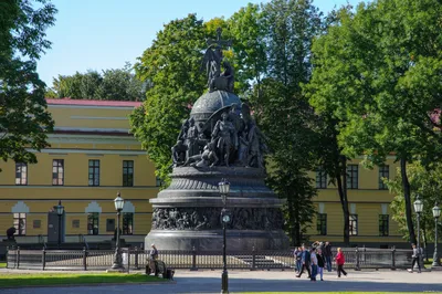 В сети появилась петиция в защиту новгородца, раскрасившего фонтан «Садко»