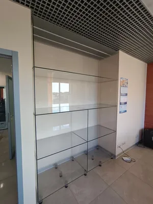 Конструкции из закаленного стекла на заказ, цена от 9000 ₽/м2 в  Санкт-Петербурге | Azimut-Glass