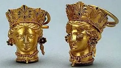 В Норвегии нашли клад века — золотые украшения обнаружили с помощью  металлоискателя — фото