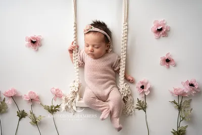 Brecksville Newborn Photography | Vada - Best Newborn Photographer