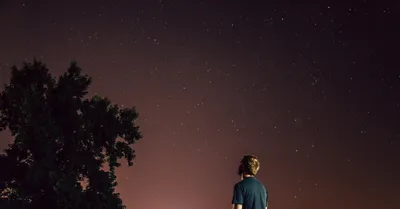 Хотите красиво сфотографировать ночное небо? Вот как для этого нужно  настроить смартфон — Ferra.ru