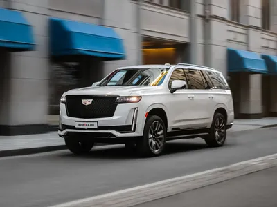 Новым Cadillac Escalade 2021 можно управлять несмотря на лобовое стекло