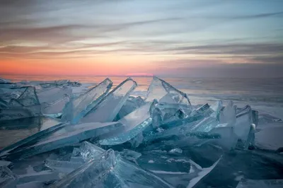Закат на озере Байкал в России - август 2019 г. Самое глубокое озеро на  земле Цвета Sunset Стоковое Изображение - изображение насчитывающей  рассвет, священнейше: 162872501