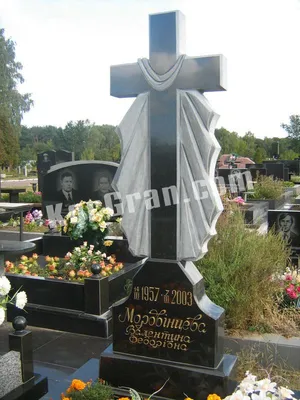 Памятник с крестом из гранита на могилу - недорого от 14000 руб!