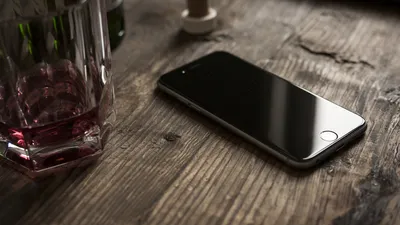 Британский ученый открыл способ подзаряжать новый iPhone 7 водой! | Пикабу