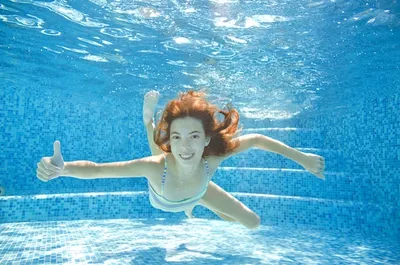 бассейн под водой Фон И картинка для бесплатной загрузки - Pngtree