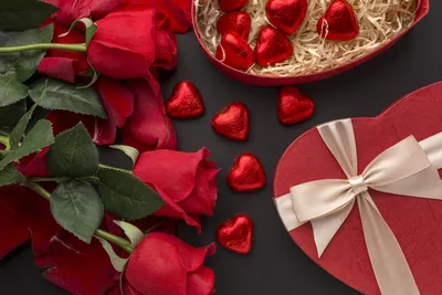 Подарков ко Дню святого Валентина будет в 2 раза меньше, чем 4 года назад |  13.02.2023 | Владикавказ - БезФормата
