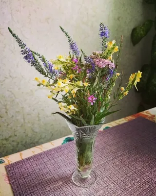 Купить Букет полевых цветов на День рождения 💐 в СПБ недорого с бесплатной  доставкой | Amsterdam Flowes