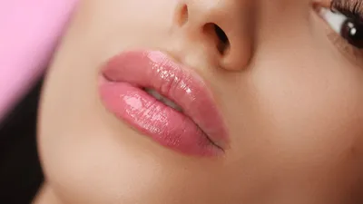 Перманентный макияж губ - цены на татуаж губ в Москве - фото до и после,  техники, отзывы - студия Fenix Family by Ольга Логинова