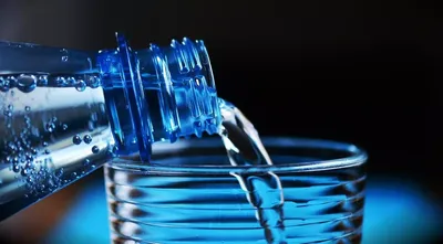 В чем хранить воду и как сохранить ее полезные качества | Vodaplus.ru