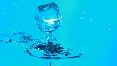 Кипяточек: правда ли нужно пить горячую воду с утра и натощак -  Sektascience: научно-популярный журнал