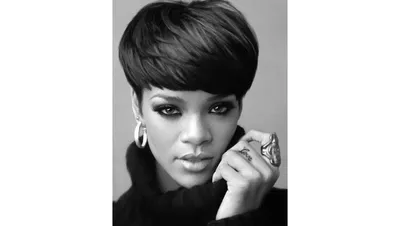 rihanna short hair curly - Google Search | Acconciatura corta, Acconciature  corti ricci, Capelli corti viso rotondo