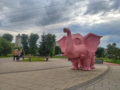 Купи розового слона» — создано в Шедевруме