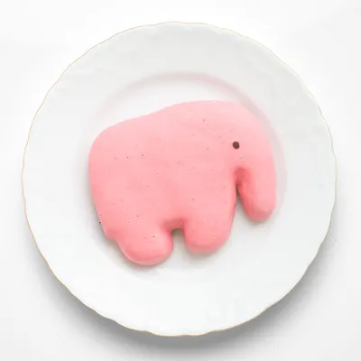 Доброе утро, мои хорошие! ⠀ На фото Слон - розовый слон. Помните детскую  песенку про розового слона? Когда я вязала эту игрушку у меня не… | Teddy  bear, Teddy, Toys