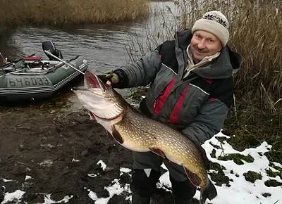 ВОЛНЫ КАК НА МОРЕ, А САЗАН ПРЁТ, РЫБАЛКА НА КАРПА, КЛЁВ РЫБЫ, СНАСТИ ДЛЯ  ЛОВЛИ КРУПНОЙ РЫБЫ - YouTube