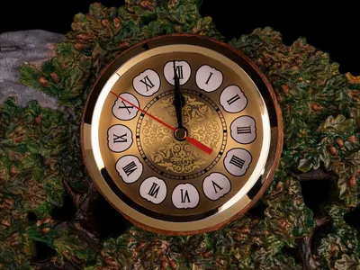 Современные часы с часами и минутами Стоковое Фото - изображение  насчитывающей конструкция, кварц: 51264874