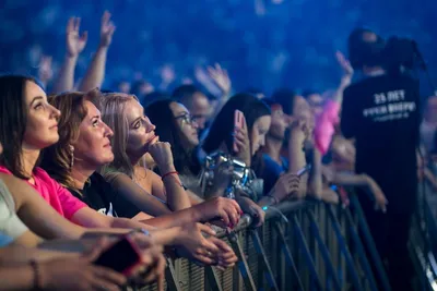 Как прошел юбилейный концерт «Руки Вверх!»: на выступление Сергея Жукова  пришли 72 тысячи человек