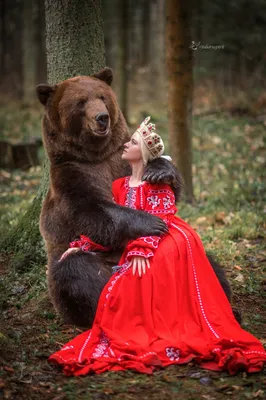 Зимняя фотосессия с медведем Степаном. Детский и семейный фотограф с  животными в Москве Гурьева Надежда