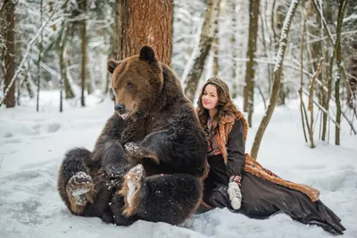 Фотосессия с настоящим медведем Степаном, Томом.