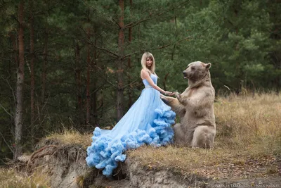 Англичане в шоке от съемок русских моделей в обнимку с медведем — Русский  мир (Путаник nl) — NewsLand