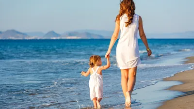Где провести семейный отпуск: лучшие курорты России для отдыха с детьми на  море — Яндекс Путешествия