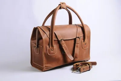 Кожаная сумка - саквояж Tuscany Leather MONA-LISA TL10034 - купить по  выгодной цене в Киеве, доставка ✈ по Украине, гарантия, наложка. Заказать  кожаные сумки в интернет магазине ❰❰❰СемьСумок❱❱❱