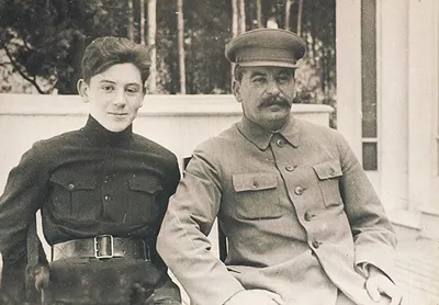Любимые жены и брошенные любовницы ловеласа Василия Сталина | Пикабу