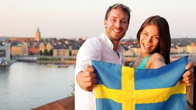 Какая она — настоящая шведская семья? | О шведской семье – как и о шведской  стенке или шведском столе – слышал каждый. Какая она, настоящая шведская  семья? 🇸🇪Погружаемся в статистику и выясняем... | By Швеция | Facebook