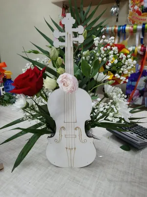 Картинки скрипка, инструмент, цветы, боке - обои 1024x768, картинка №413217