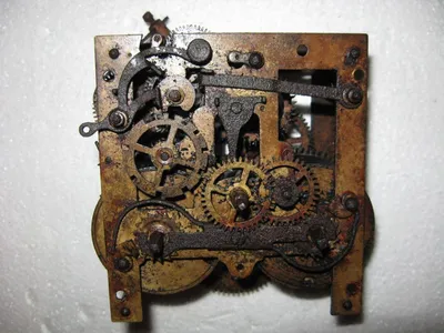 Старинные антикварные настенные часы: где купить, цены