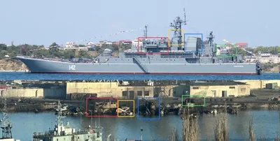 БДК Новочеркасск уничтожен - 77 моряков могло быть на корабле в момент  удара | РБК Украина