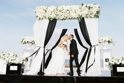 Черно белая свадьба | Фото оформления свадьбы в черно-белом стиле и цвете