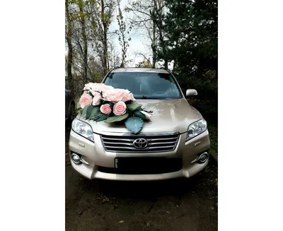 Украшение свадебных машин живыми цветами Киев: авто на свадьбу