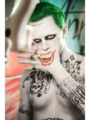Режиссер «Отряда самоубийц» заявил, что жалеет о татуировке Джокера. Дэвид  Эйр, он же режиссер «Отряда самоубийц»,.. | ВКонтакте