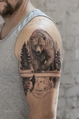Тату на руке. Тату медведь. Тату медведь на плече. 100+ татуировок и  эскизов на сайте! | Bear tattoos, Bear tattoo designs, Bear paw tattoos