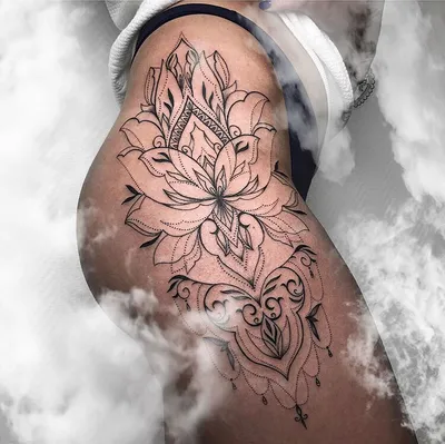 Маленькие тату для девушек: изящно и со смыслом | TATTOO-LOVE | Heart  flower tattoo, Sacred heart tattoos, Heart and soul tattoo