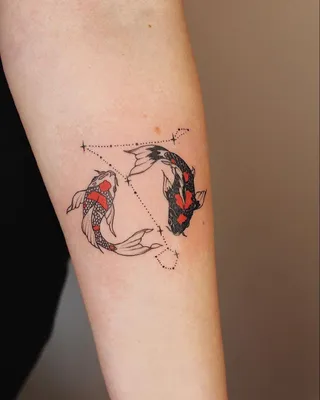 Татуировка женская акварель на предплечье рыба космос - мастер Мария Котова  5205 | Art of Pain