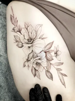 Татуировка женская нью-скул на руке цветы 4119 | Art of Pain