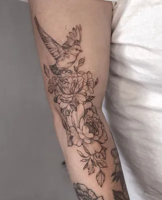 Татуировка мужская графика на предплечье цветы - мастер Мария Бородина  (Челнокова) 6916 | Art of Pain