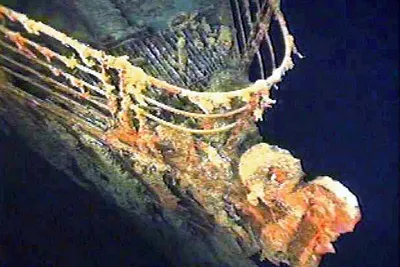 Батискаф «Титан» поплыл к «Титанику» и пропал. Кто внутри, люди утонули?