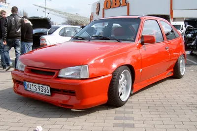 File:Opel Kadett E Tuning.JPG - Wikimedia Commons