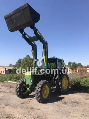 Трактор John Deere 9320