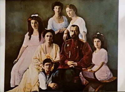 Новые цветные снимки царской семьи