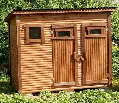 Туалет деревянный ТЕРЕМОК крыша профнастил зеленый на Лесоторговой в Орле  по цене: 30 000 ₽
