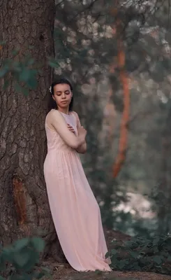 Фотосессия в сказочном платье в зимнем лесу 👗 Платья в аренду и напрокат  Story Dress Москва