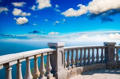 Балкон с видом на море - Фотообои по Вашим размерам на стену в интернет  магазине arte.ru. Заказать обои Балкон с видом на море - (11220)