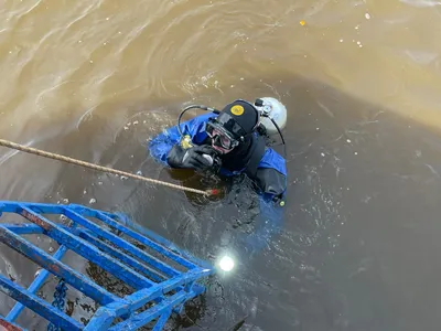 Комсомольская правда. Выпуск от 05.05.2023. Севастопольский водолаз Евгений  Бондарев: «Любой спуск под воду - любимое дело» - СМИ о нас - Главное  управление МЧС России по г. Севастополю